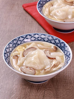 たっぷりきのこの中華風水餃子スープ-レシピのメイン写真