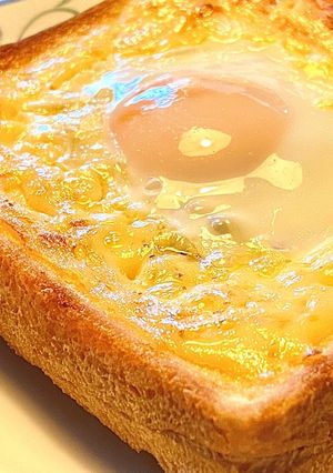 新！目玉焼きトースト（ツナ入り^_^）-レシピのメイン写真