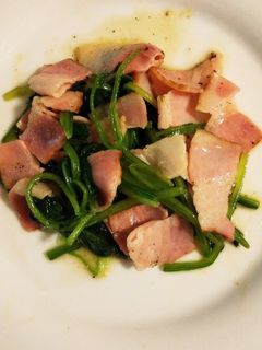 簡単☆ほうれん草とベーコンのバター炒め-レシピのメイン写真