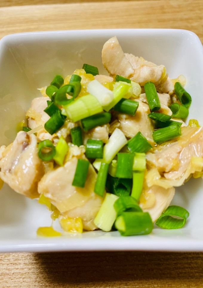 美味しいおつまみ♪鶏肉のネギ塩ソース和え-レシピのメイン写真