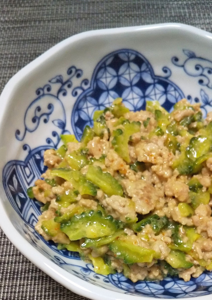 ゴーヤの味噌マヨそぼろ炒め-レシピのメイン写真
