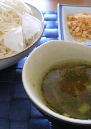 そうめんを「カレーつけだれ」で！-レシピのメイン写真
