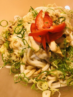 プチッとうどん使用●鶏肉の冷やしうどん-レシピのメイン写真
