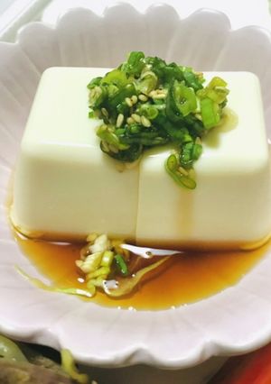 簡単冷奴・ネギとめんつゆで冷奴-レシピのメイン写真
