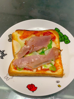 ピザ風トースト-レシピのメイン写真