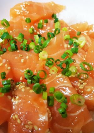ポキ風サーモン丼-レシピのメイン写真