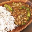 ししとうとトマトのひき肉カレー