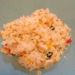 รูปของ 鯛のあらで炊飯器ピラフ