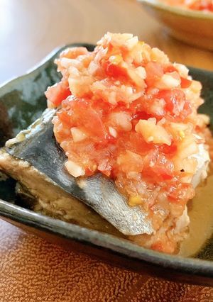 さば缶の相性抜群！トマトの塩麹ソース-レシピのメイン写真