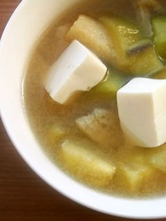 とろとろなすと豆腐の味噌汁♪-レシピのメイン写真