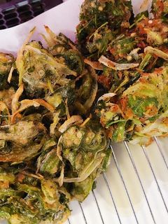 オクラの消費に♪オクラと三つ葉のかき揚げ-レシピのメイン写真