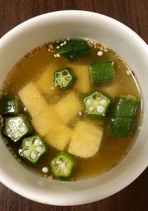オクラと豆腐のお味噌汁-レシピのメイン写真