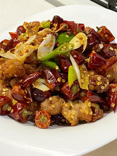 辣子鶏(ラーズージー、揚げ鶏の麻辣炒め)-レシピのメイン写真