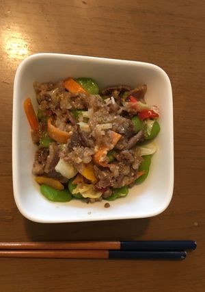 彩り鮮やか！牛肉の味噌炒め-レシピのメイン写真