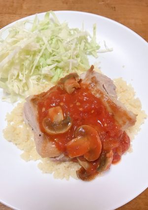 チキンステーキトマトソース☆クスクス添え-レシピのメイン写真