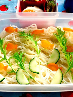 金魚の水槽☆ソーメン弁当-レシピのメイン写真