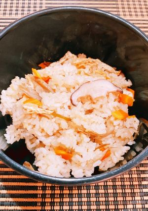☆塩昆布と人参、ゴボウの炊き込みご飯☆-レシピのメイン写真