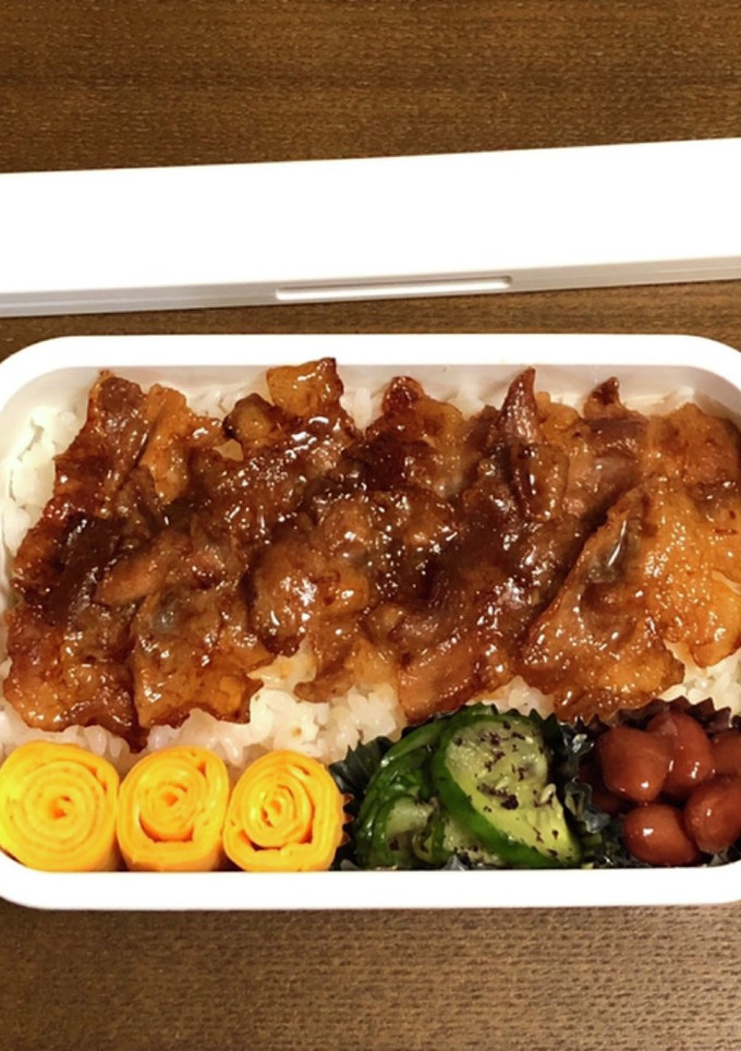 自分弁当・しょうが焼き丼-レシピのメイン写真