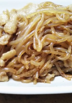 地味・美味・おつまみ♪鶏皮と白滝の炒り煮-レシピのメイン写真