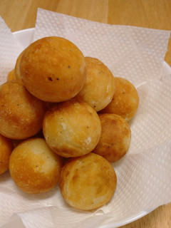 たこ焼き器でポテトチーズもちもちボール-レシピのメイン写真