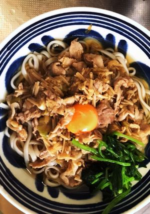 暑い夏こそ！温かい甘辛肉うどん-レシピのメイン写真