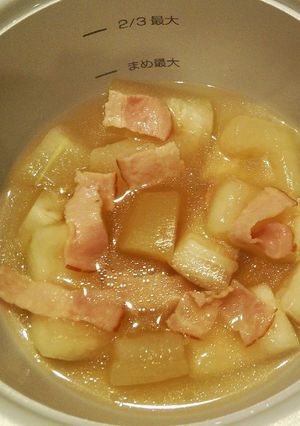 レンジ圧力鍋で冬瓜のベーコン煮-レシピのメイン写真