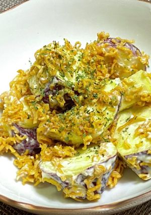 サツマイモのチキンラーメンまぶし-レシピのメイン写真