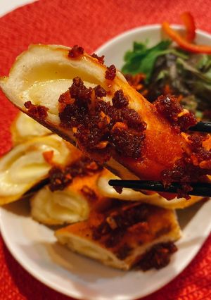 ロールチーズ食べるラー油焼き-レシピのメイン写真