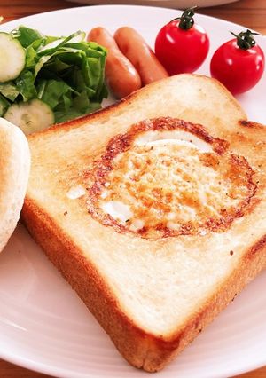とろーり目玉焼きトースト-レシピのメイン写真