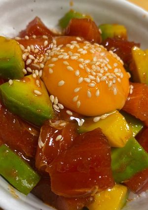 マグロアボカドユッケ丼-レシピのメイン写真