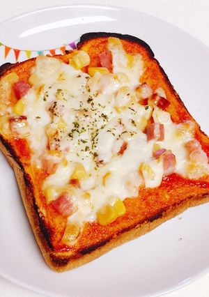 ベーコンコーンのピザトースト-レシピのメイン写真