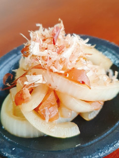 お弁当や作りおきに❢玉ねぎの梅ポン炒め-レシピのメイン写真