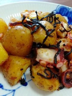 タコとじゃがいもの塩昆布バター炒め-レシピのメイン写真