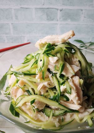 超ヘルシーレンジ蒸し鶏とキュウリの和え物-レシピのメイン写真