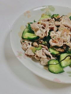 夏バテ防止★きゅうりと梅の和え物-レシピのメイン写真