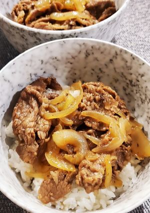 牛丼の材料で！簡単 牛焼肉 ミニ丼♪　-レシピのメイン写真