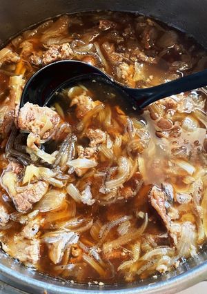 牛すじ肉でとろとろ牛丼(圧力鍋使用)-レシピのメイン写真