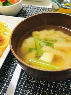 簡単ネギと油揚げと豆腐のお味噌汁-レシピのメイン写真
