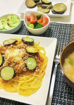 ミートソーススパゲティで夕飯の献立-レシピのメイン写真