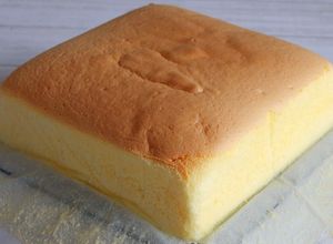 スクエア型で作る「台湾カステラ」-レシピのメイン写真