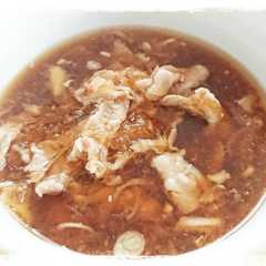 รูปของ 豚肉と大根おろしの冷たいうどんのおつゆ