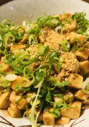 ネギ＆豆腐でつくるシンプルな赤味噌丼-レシピのメイン写真