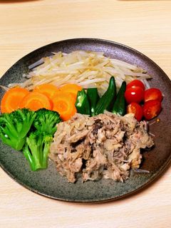 材料3つ☆鯖の水煮缶と玉ねぎのポン酢和え-レシピのメイン写真