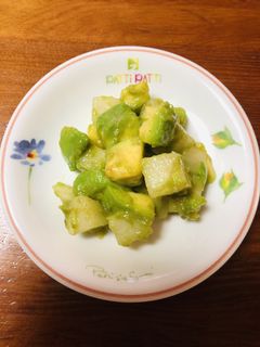 アボカドと梨のほんのり甘いサラダ-レシピのメイン写真