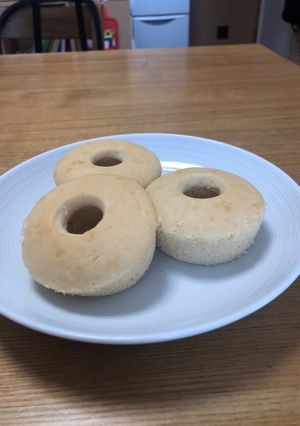 卵、牛乳、小麦、白砂糖なし焼きドーナツ-レシピのメイン写真
