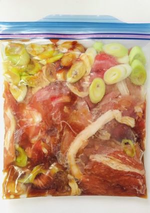 【下味冷凍】豚と長ネギのコチュジャン炒め-レシピのメイン写真