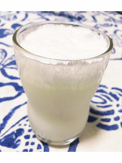 梅シロップの乳炭酸飲料-レシピのメイン写真
