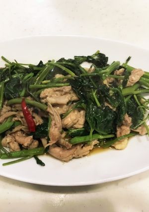 空芯菜と鶏せせり肉のピリ辛炒め-レシピのメイン写真