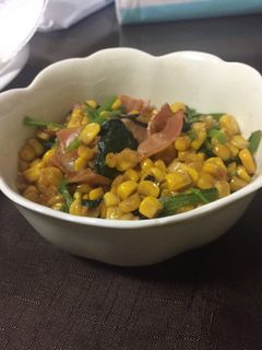 【彩り】ほうれん草とコーンのバター炒め-レシピのメイン写真