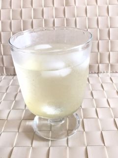 *りんご酢+はちみつのソーダ割*-レシピのメイン写真